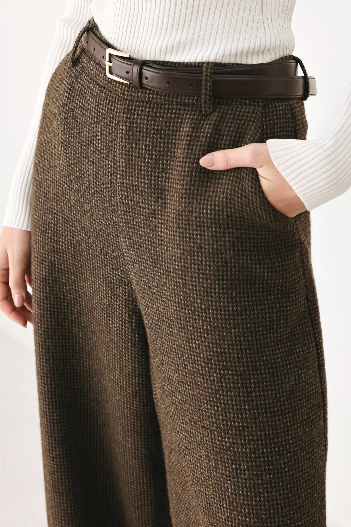 HERITAGE CHARM BELTED WIDE LEG PANTS