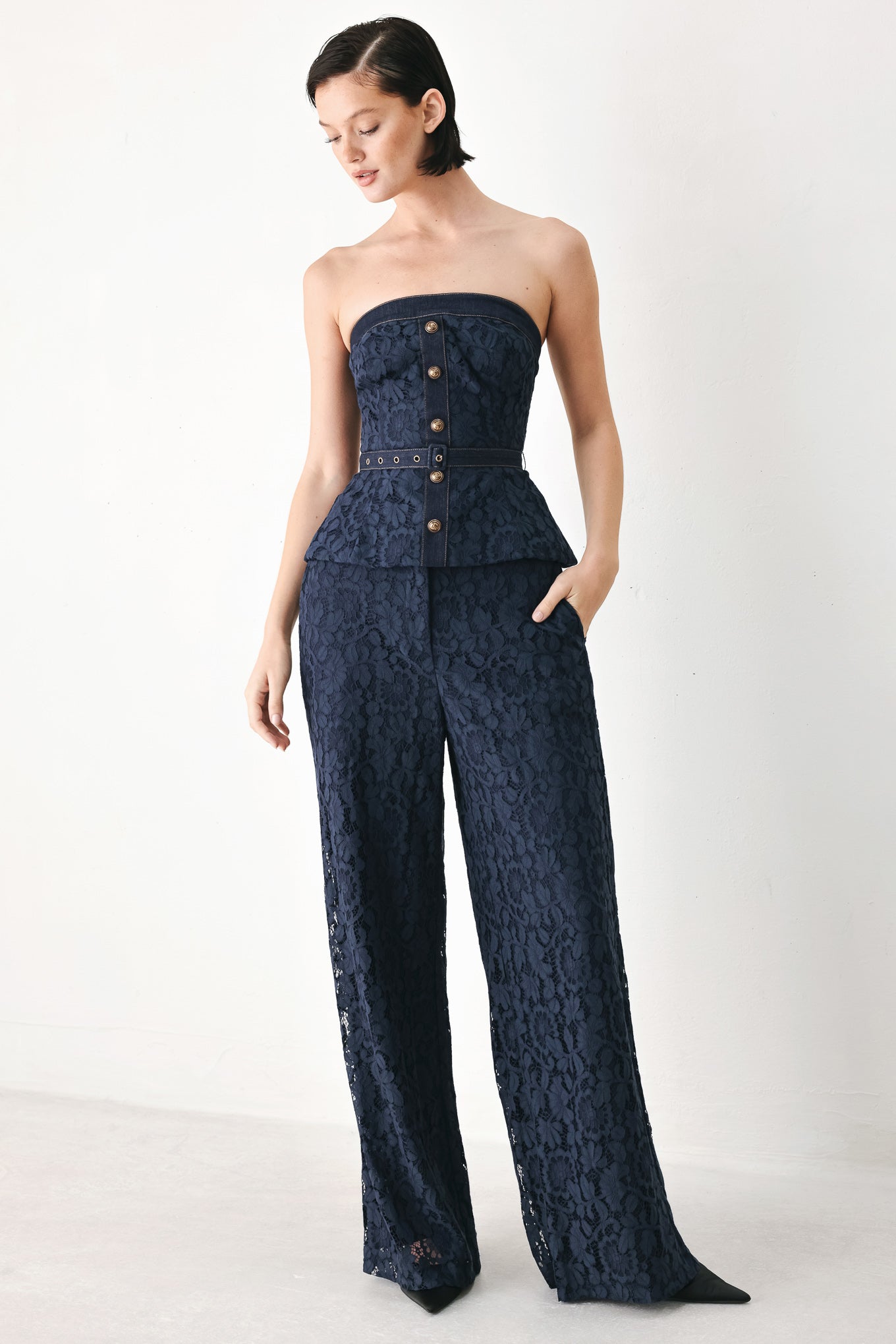MIDNIGHT PETAL FLOW WOVEN LACE PANTS