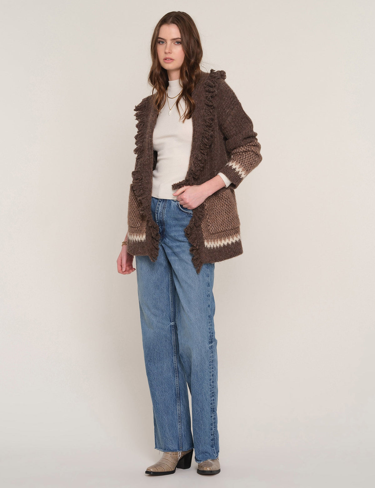 Delphine Cardi in mocha, front detail