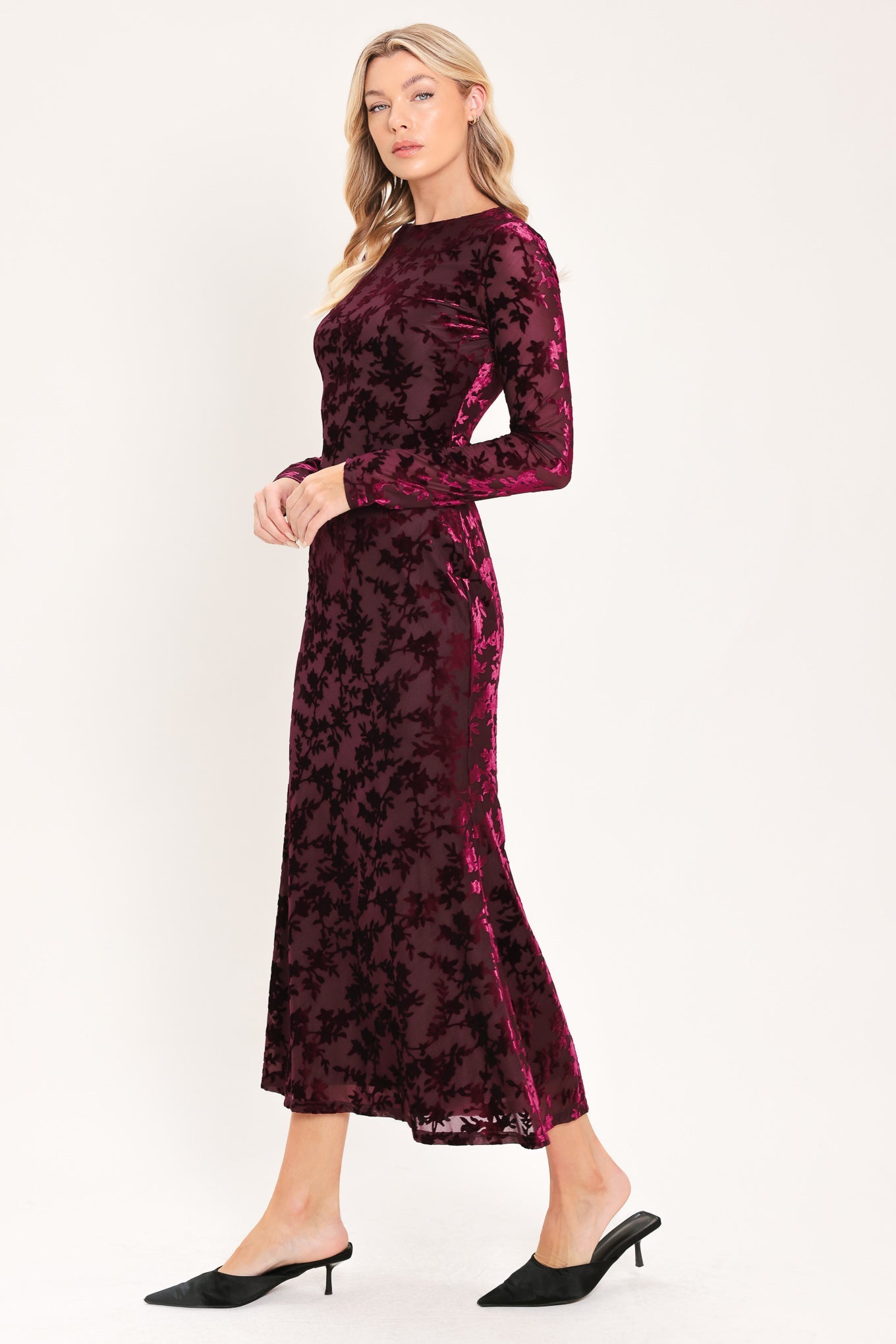 CABERNET FLORAL MUSE VELVET MIDI DRESS