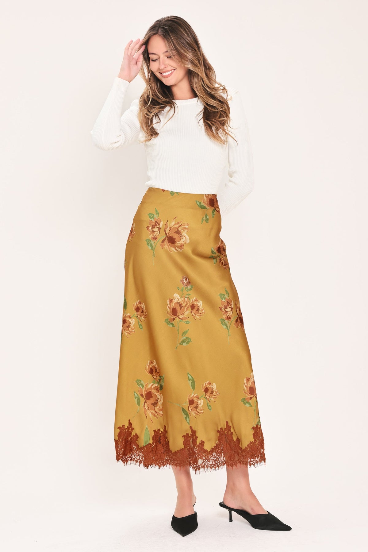 COUNTRYSIDE CHARM CAMEL PRINTED LACE-HEM MIDI SKIRT