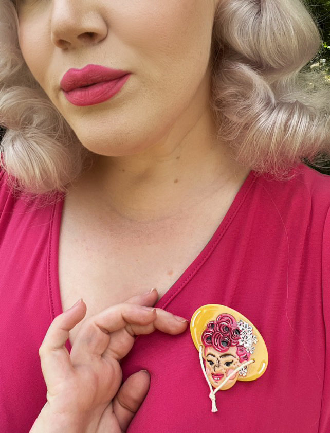 Elizabeth Brooch by Marla VonDuta x Lipstick & Chrome — Vintage Portrait Pin