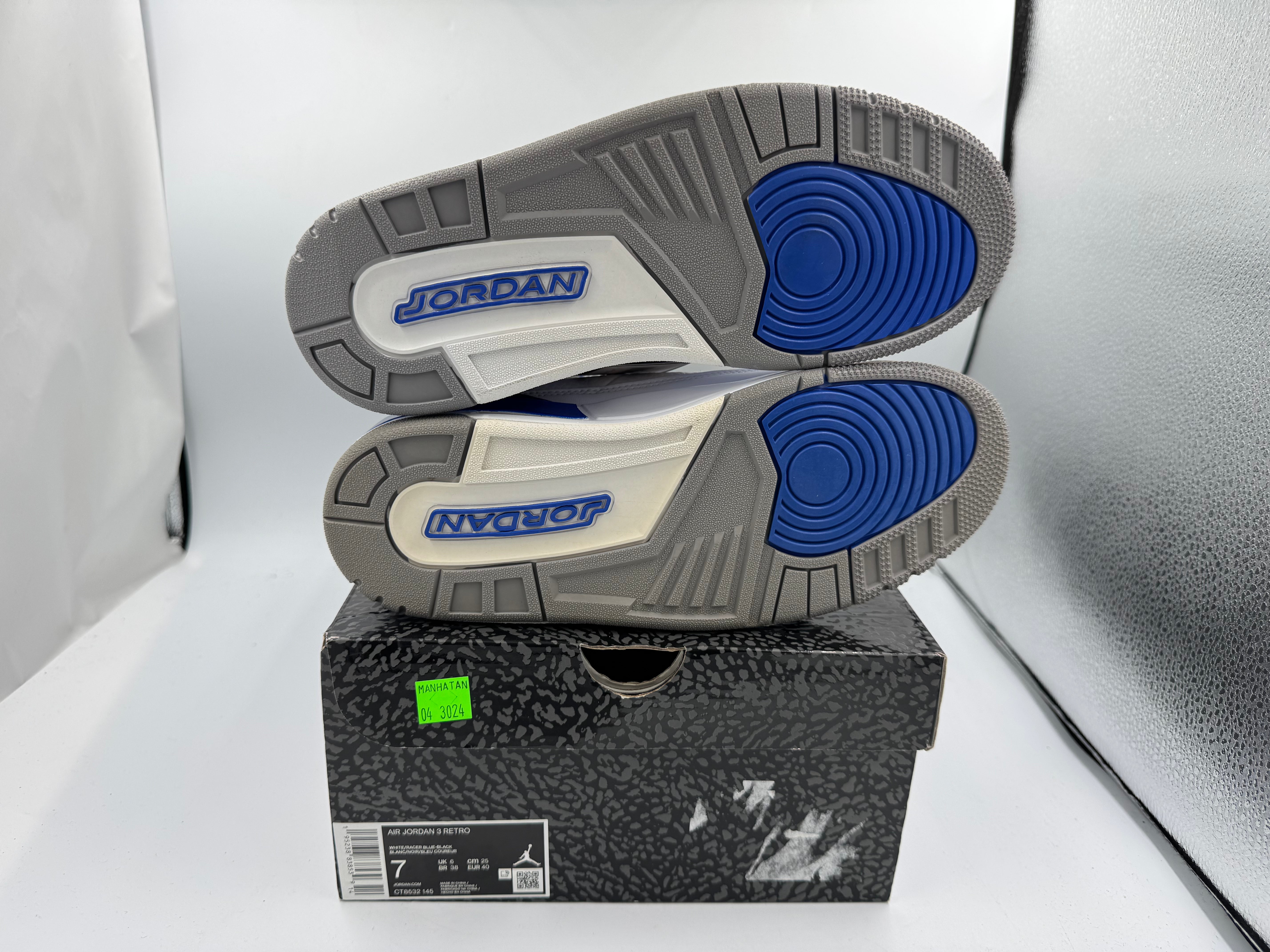 PRE OWNED Air Jordan Retro 3 "Racer Blue" Conditional
