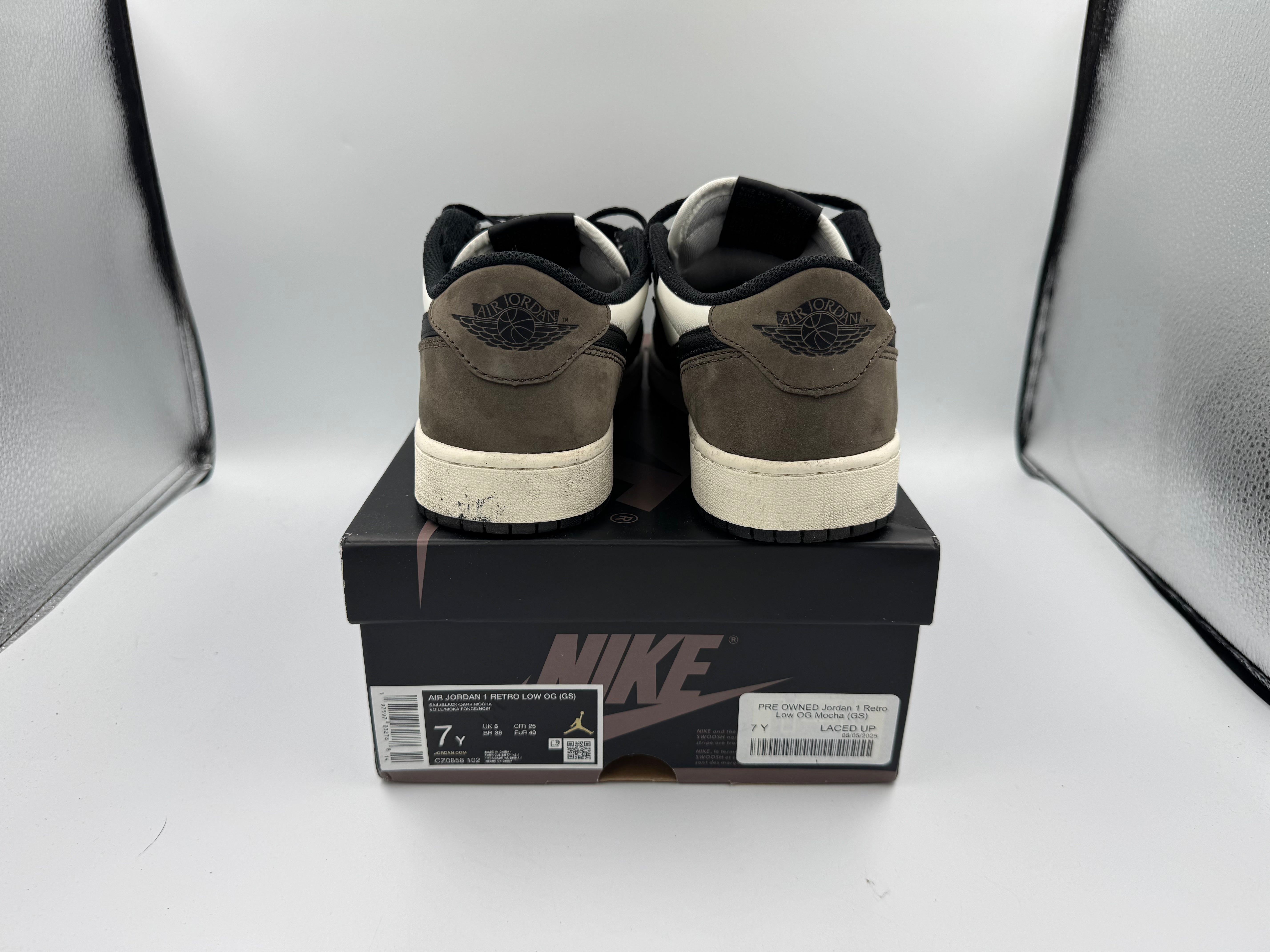PRE OWNED Jordan 1 Retro Low OG Mocha (GS)