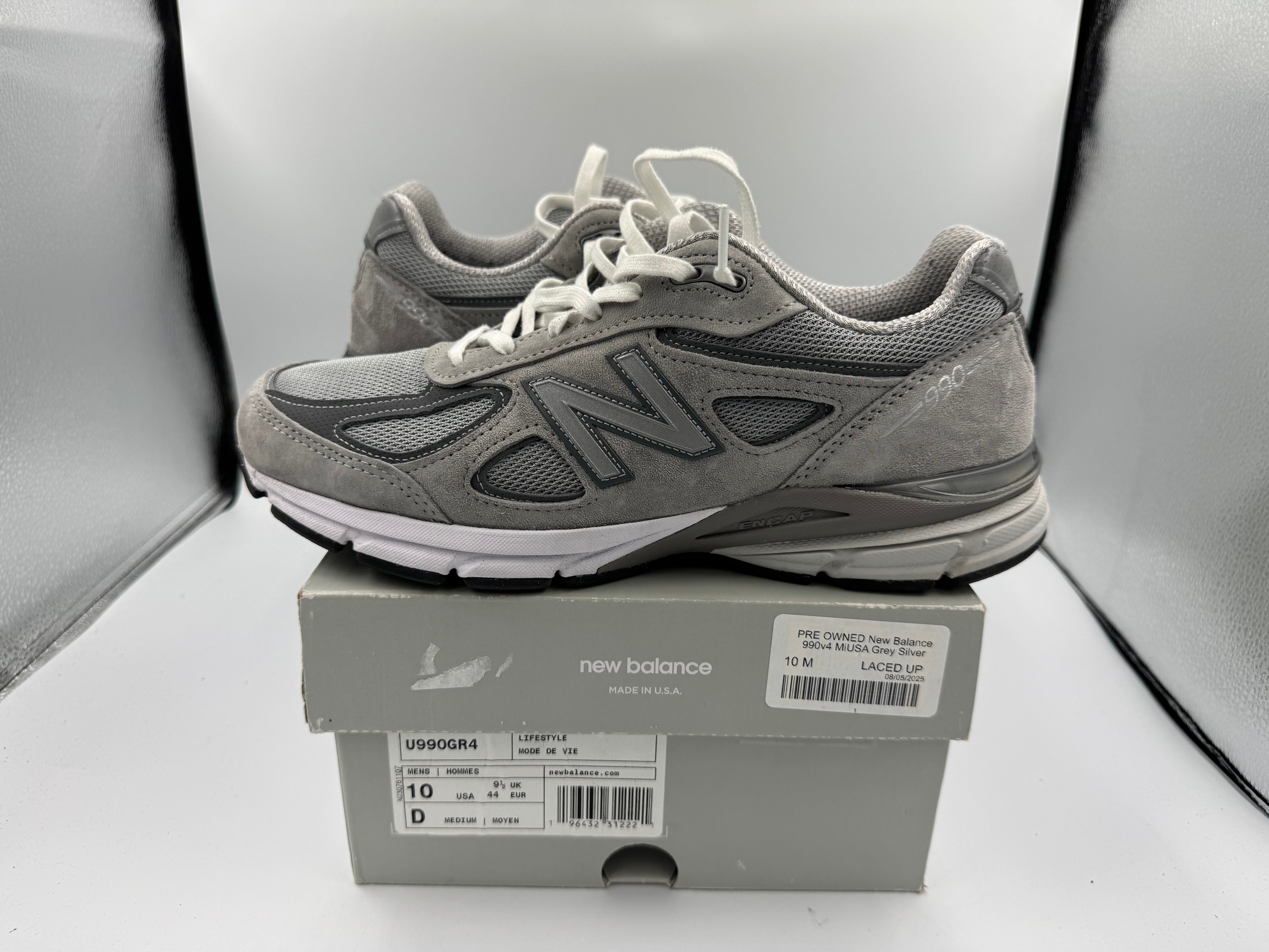 PRE OWNED New Balance 990v4 MiUSA Grey Silver