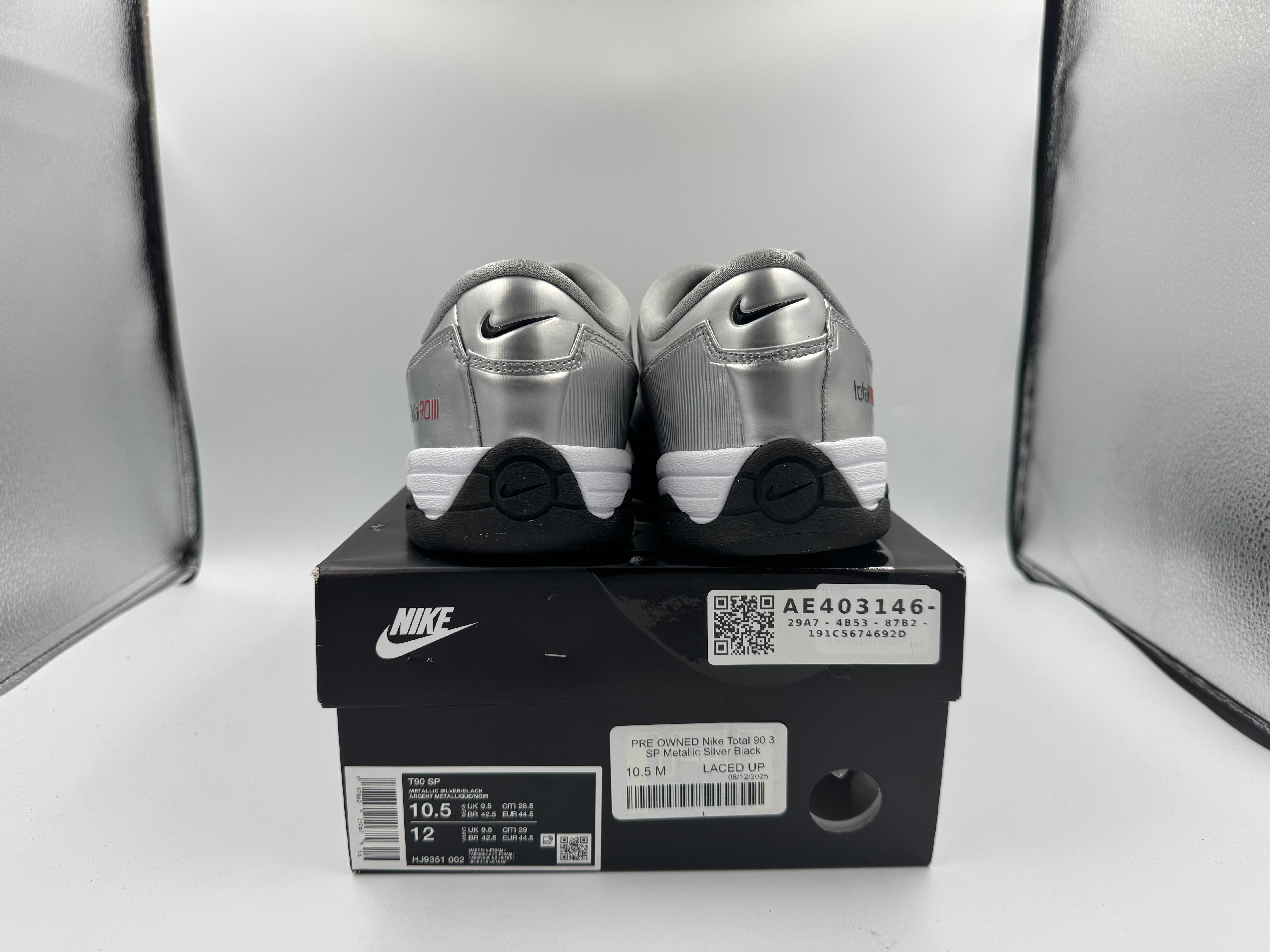 PRE OWNED Nike Total 90 3 SP Metallic Silver Black