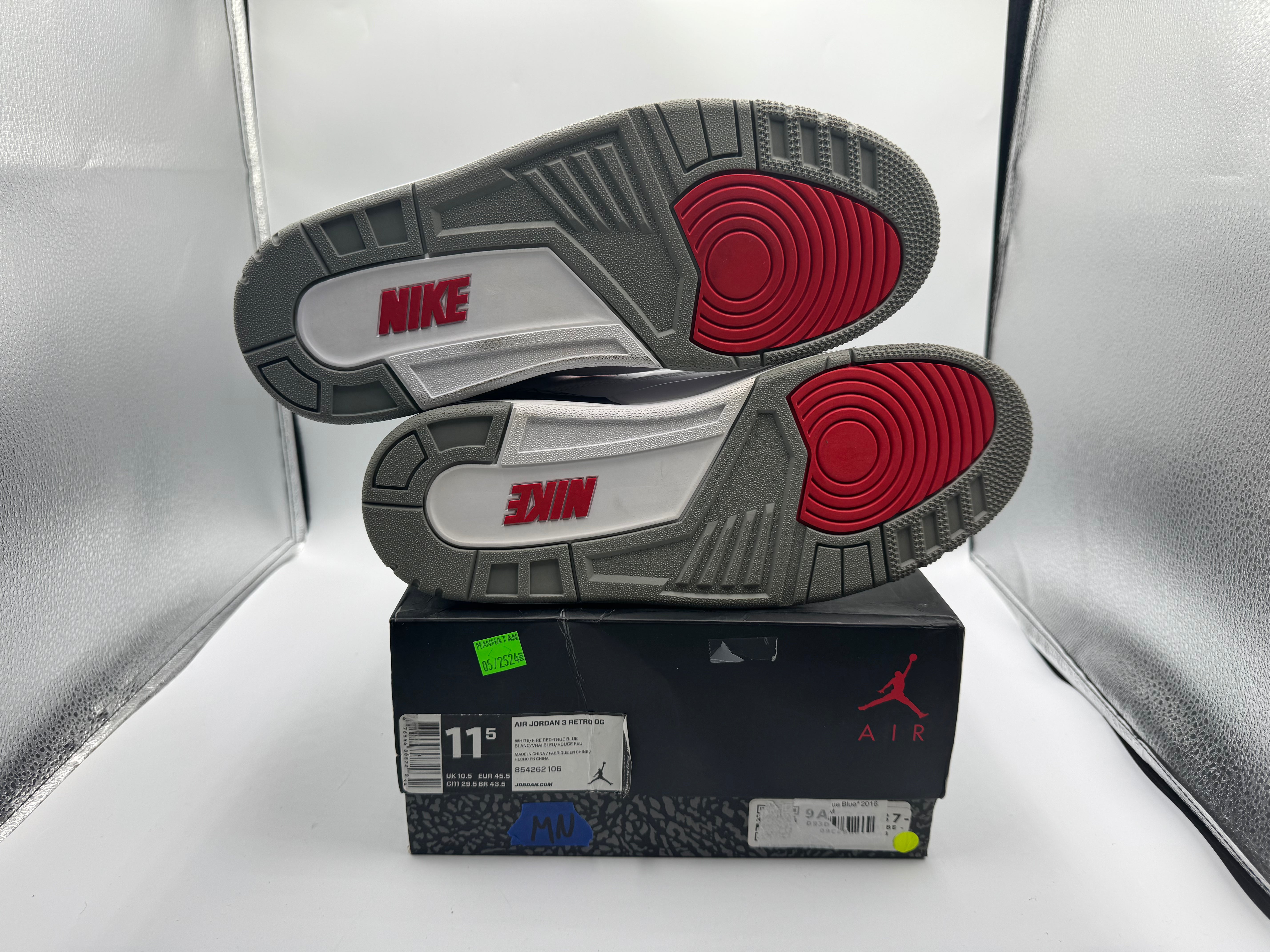PRE OWNED Air Jordan retro 3 "True Blue" 2016 Conditional