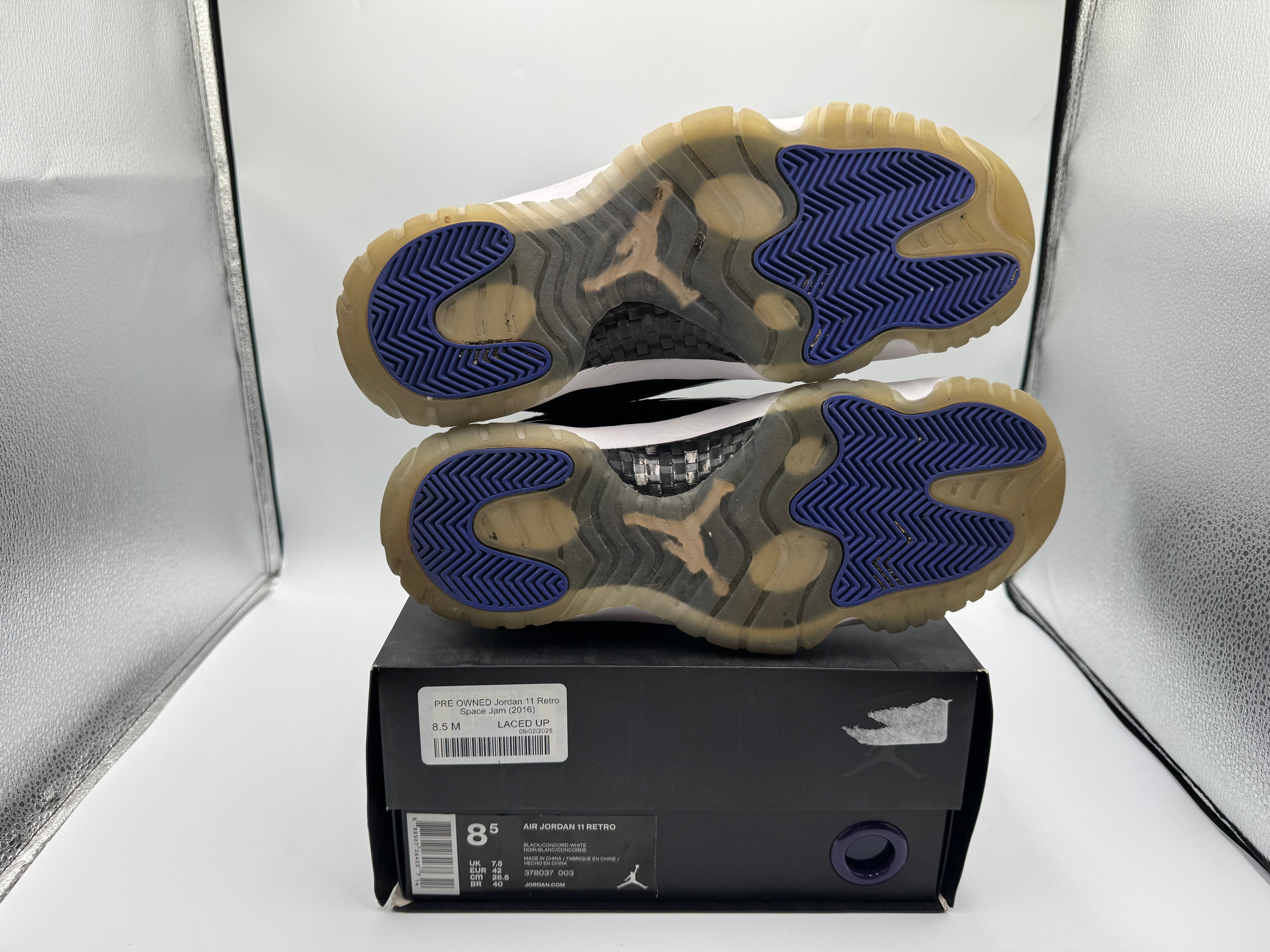 PRE OWNED Jordan 11 Retro Space Jam (2016)