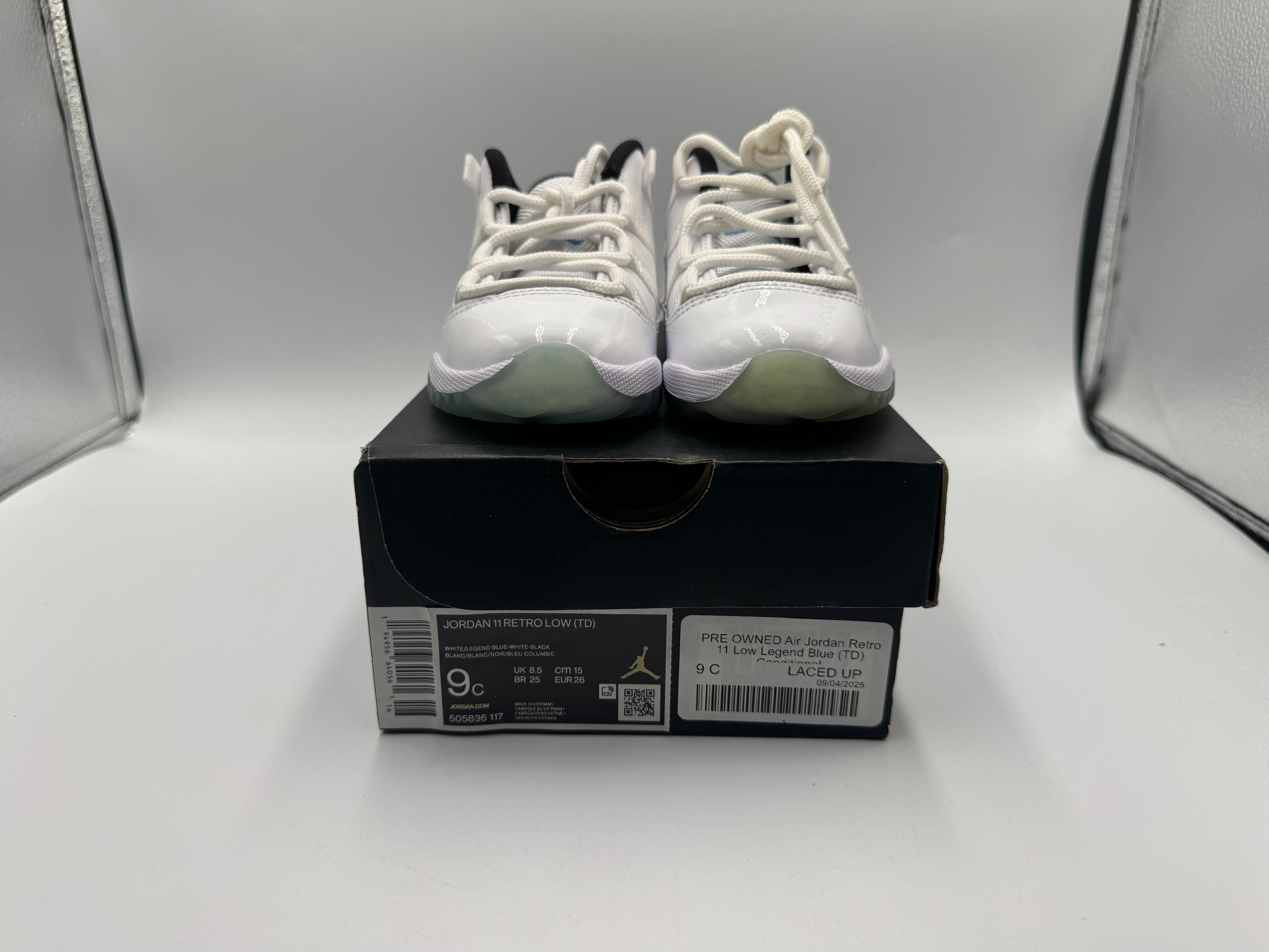 PRE OWNED Air Jordan Retro 11 Low Legend Blue (TD) Conditional