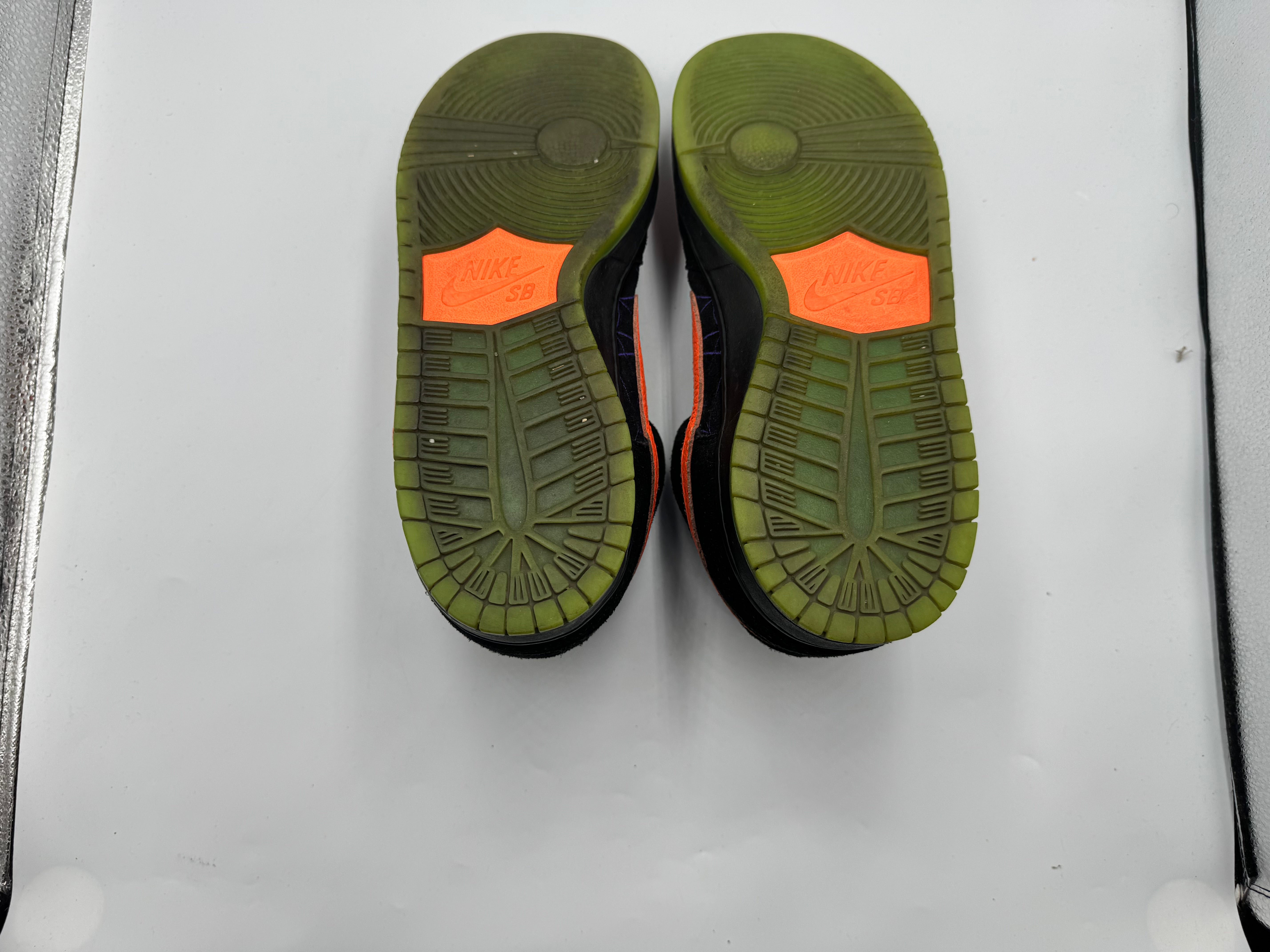 PRE OWNED Nike SB Dunk Low Night of Mischief Halloween