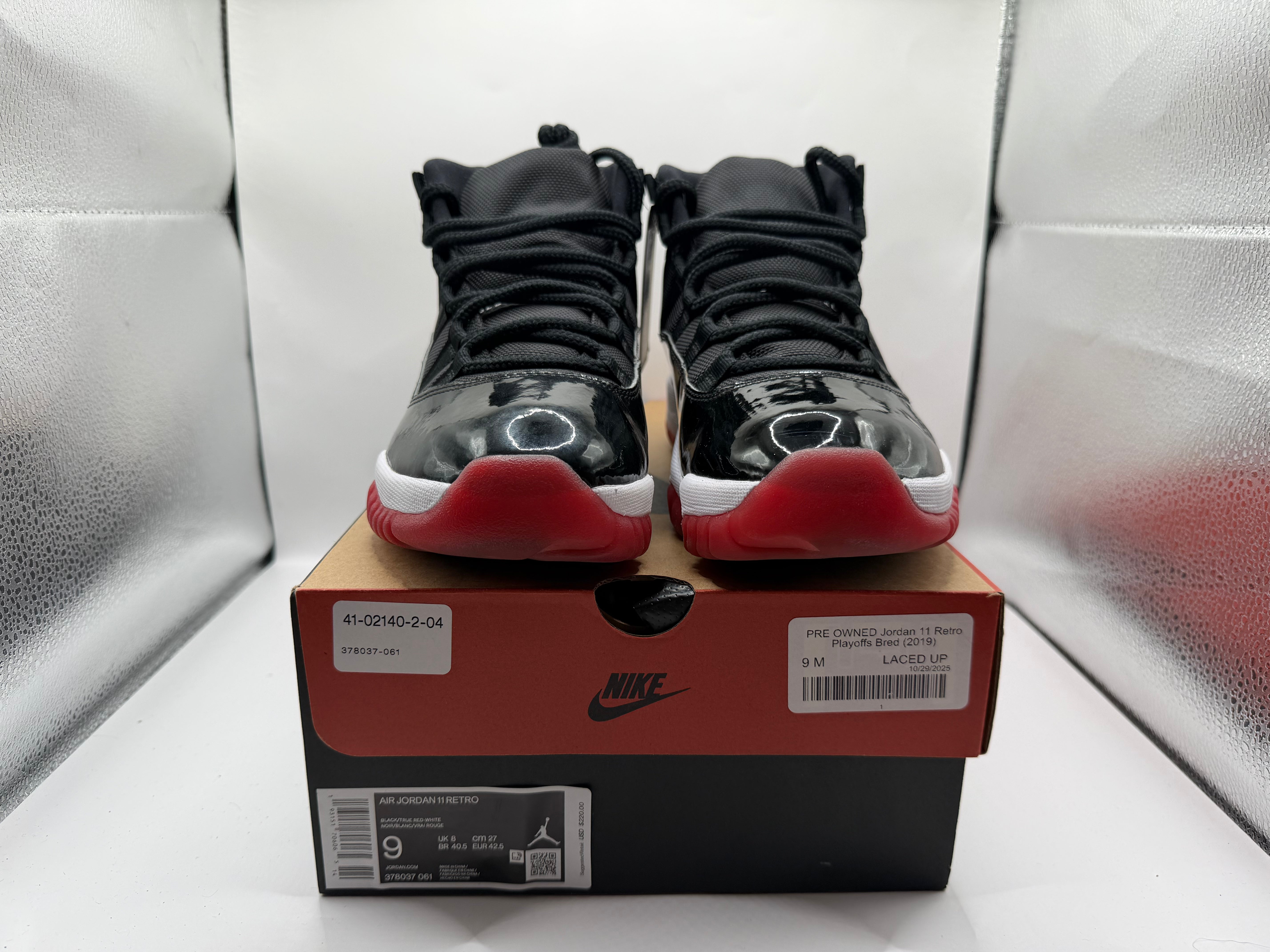 PRE OWNED Jordan 11 Retro Playoffs Bred (2019)