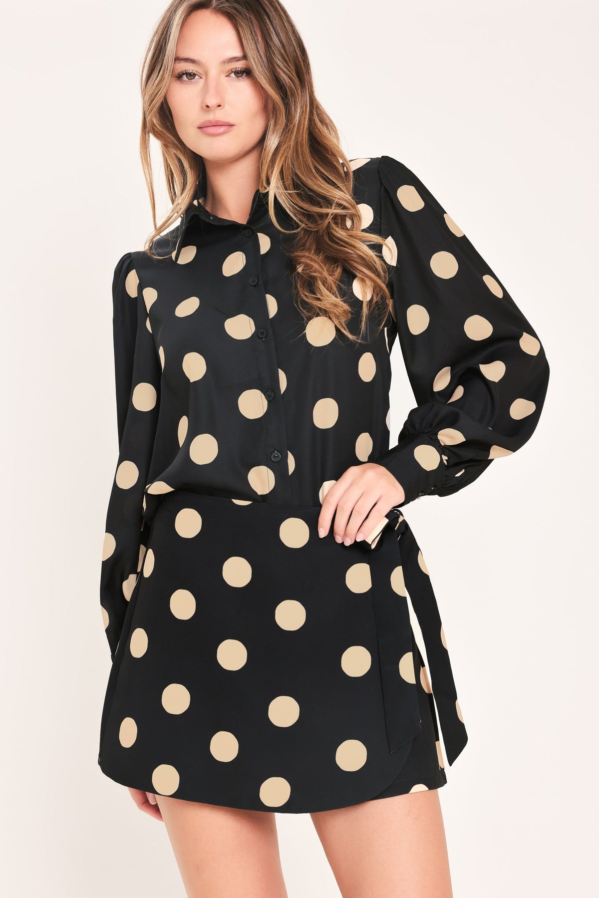 MODERN MUSE PRINTED WRAP-FRONT SIDE-TIE SKORT