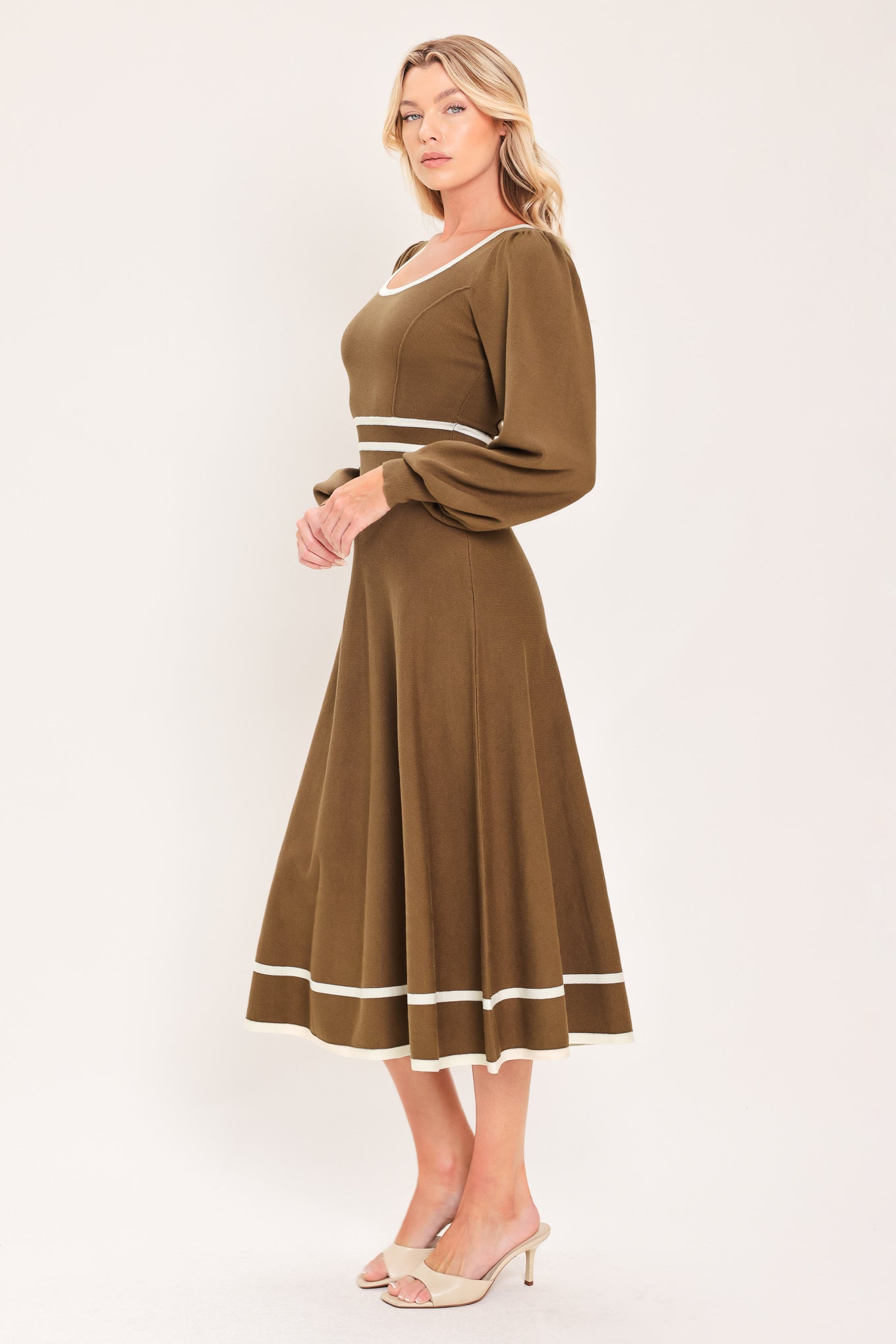 CEDAR LINE ELEGANCE SWEATER MIDI DRESS
