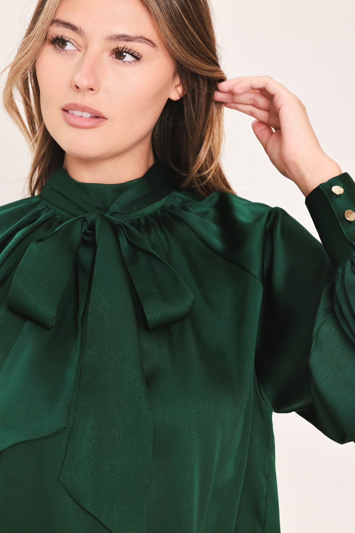 FOREST POISE HUNTER GREEN TIE-NECK RAGLAN TOP