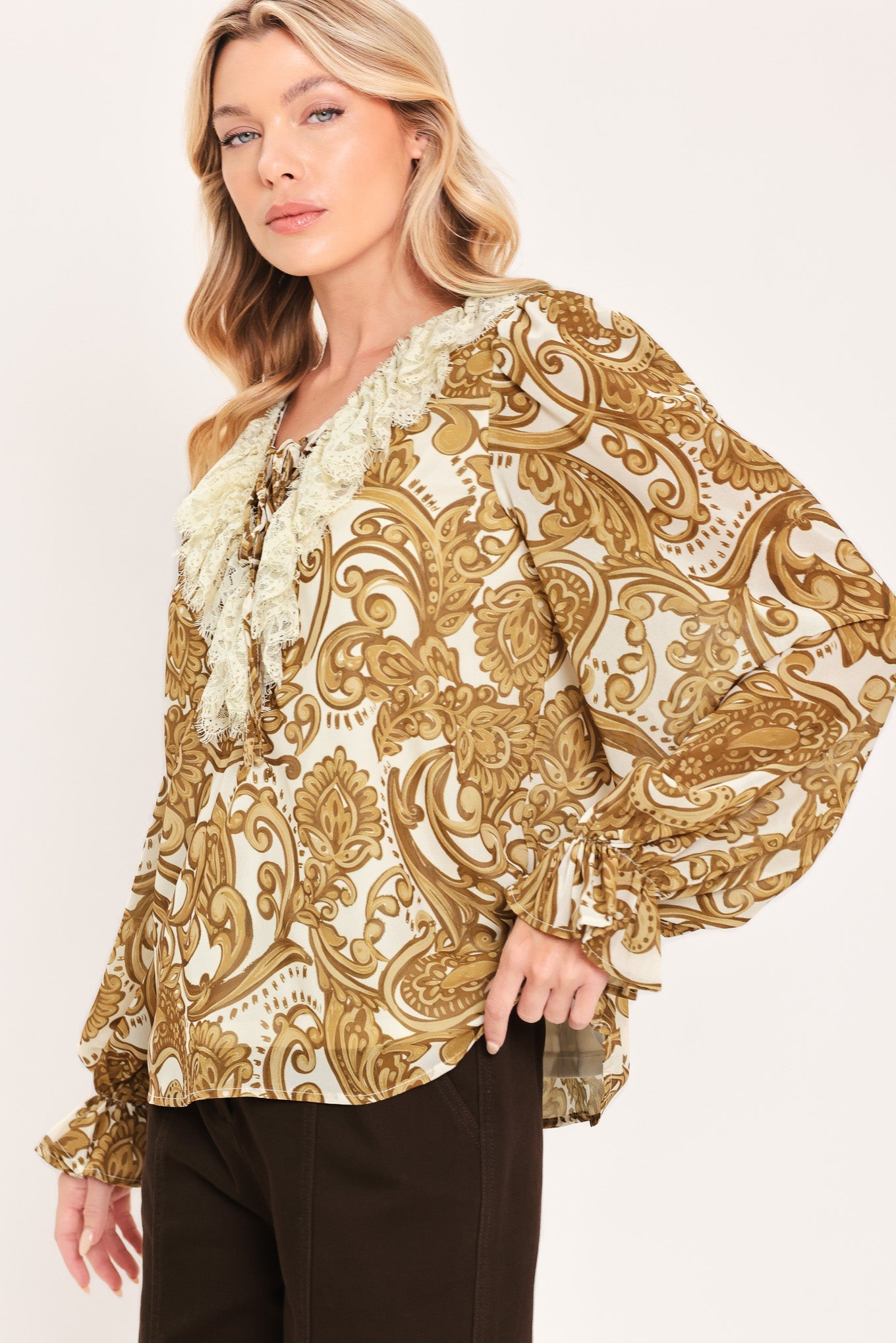 BUTTERCREAM BROCADE BEAUTY WOVEN TOP