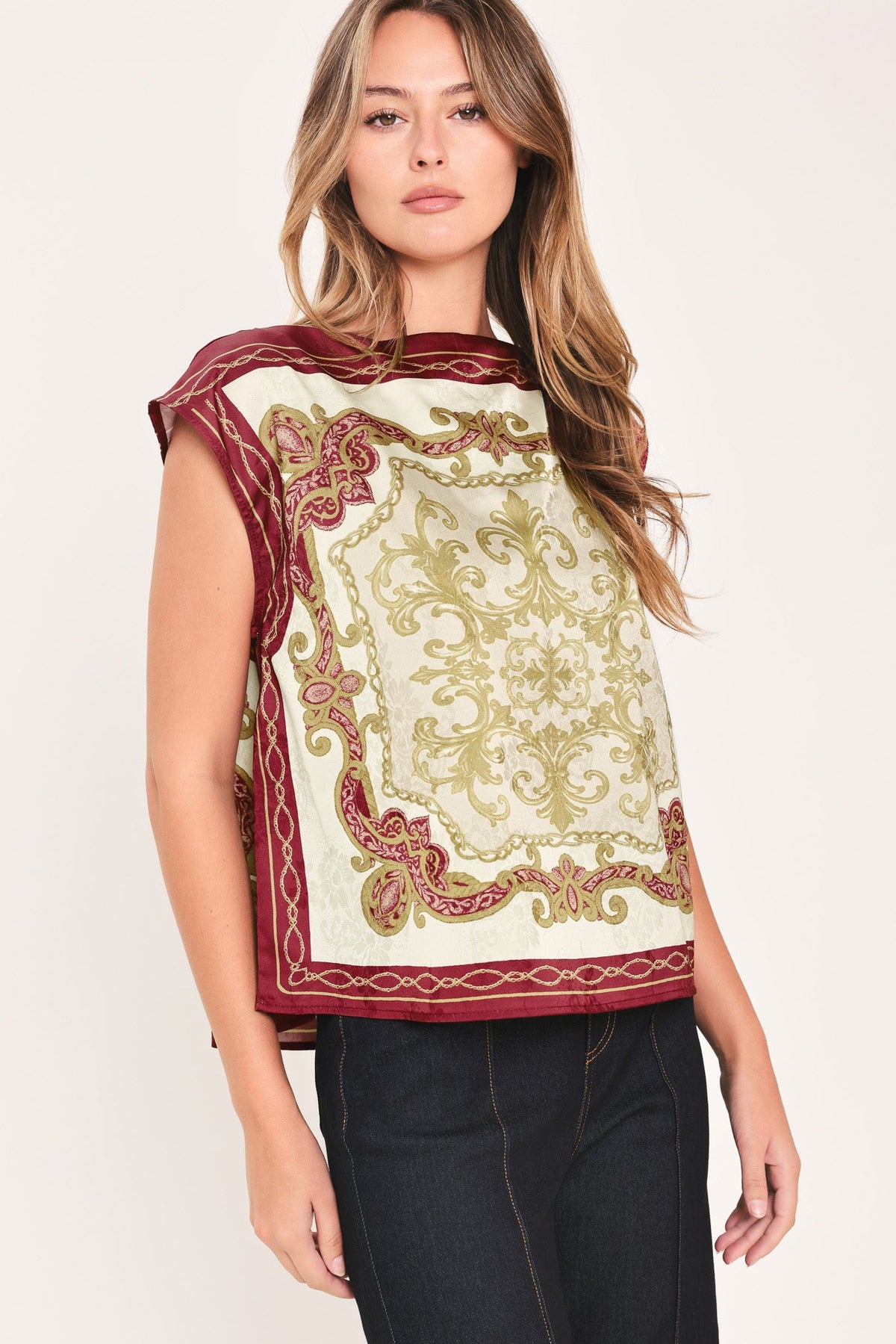 VINTAGE VINE BURGUNDY PRINTED WIDE-NECK TOP