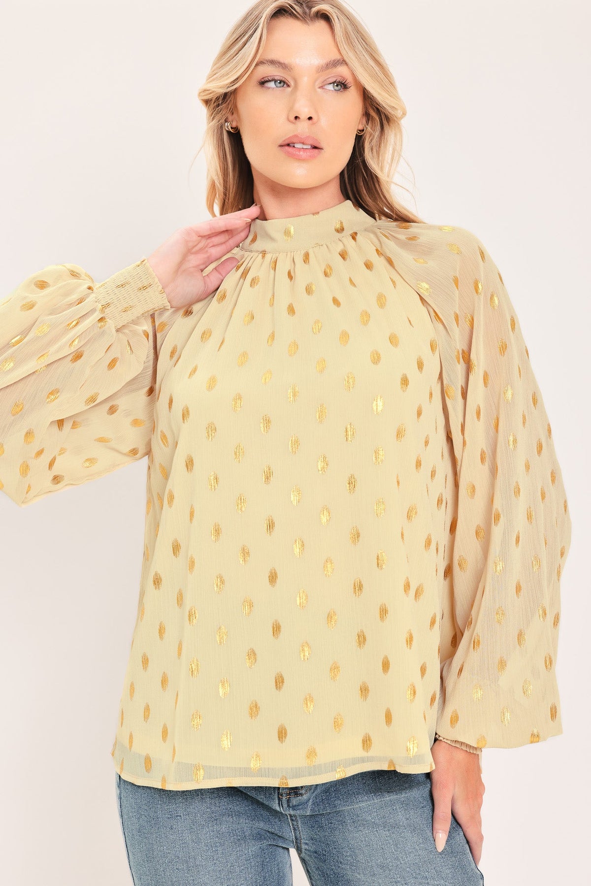 VANILLA GOLDEN HAZE FOIL WOVEN TOP