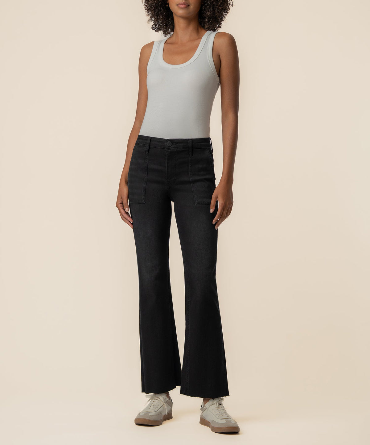 Kelsey High Rise Ankle Flare in Portrait Wash
