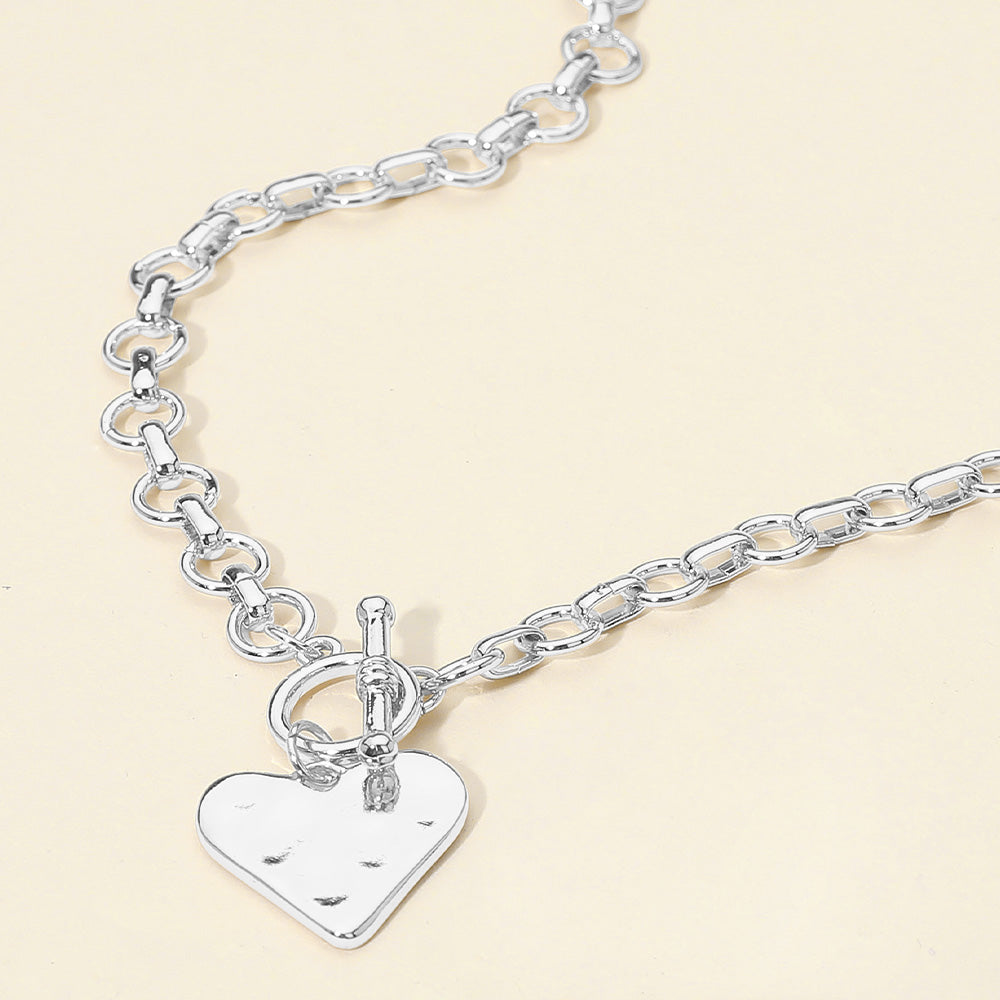 Hammered Metal Heart Pendant Chunky Chain Toggle Necklace
