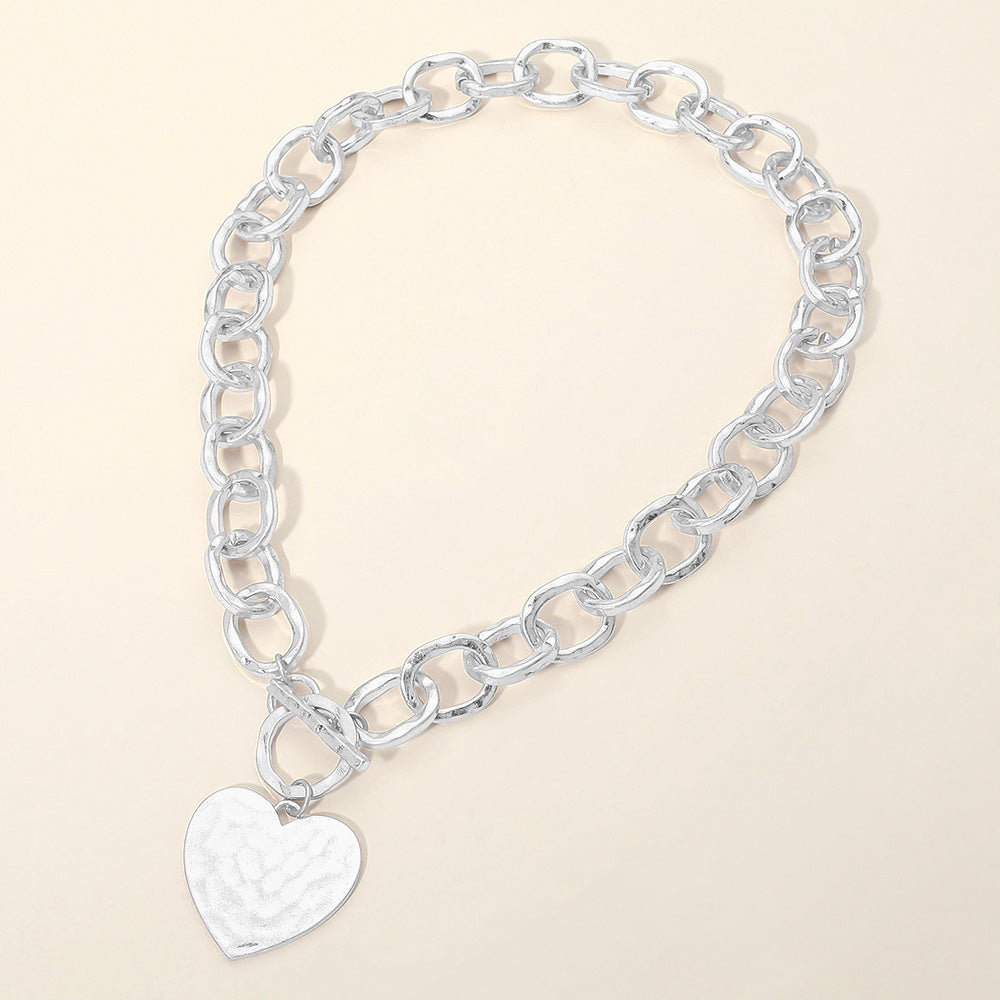 Hammered Metal Heart Charm Chunky Chain Toggle Necklace