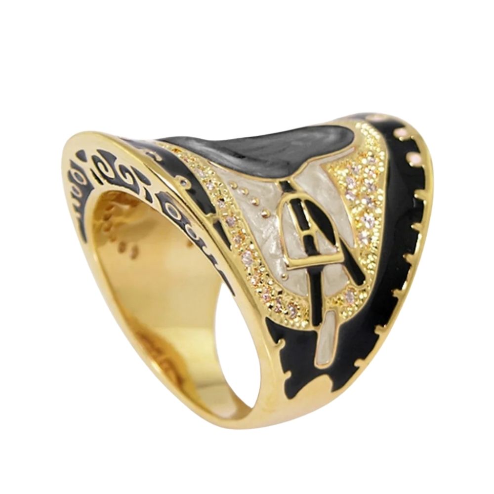 Equestrian Saddle Ring