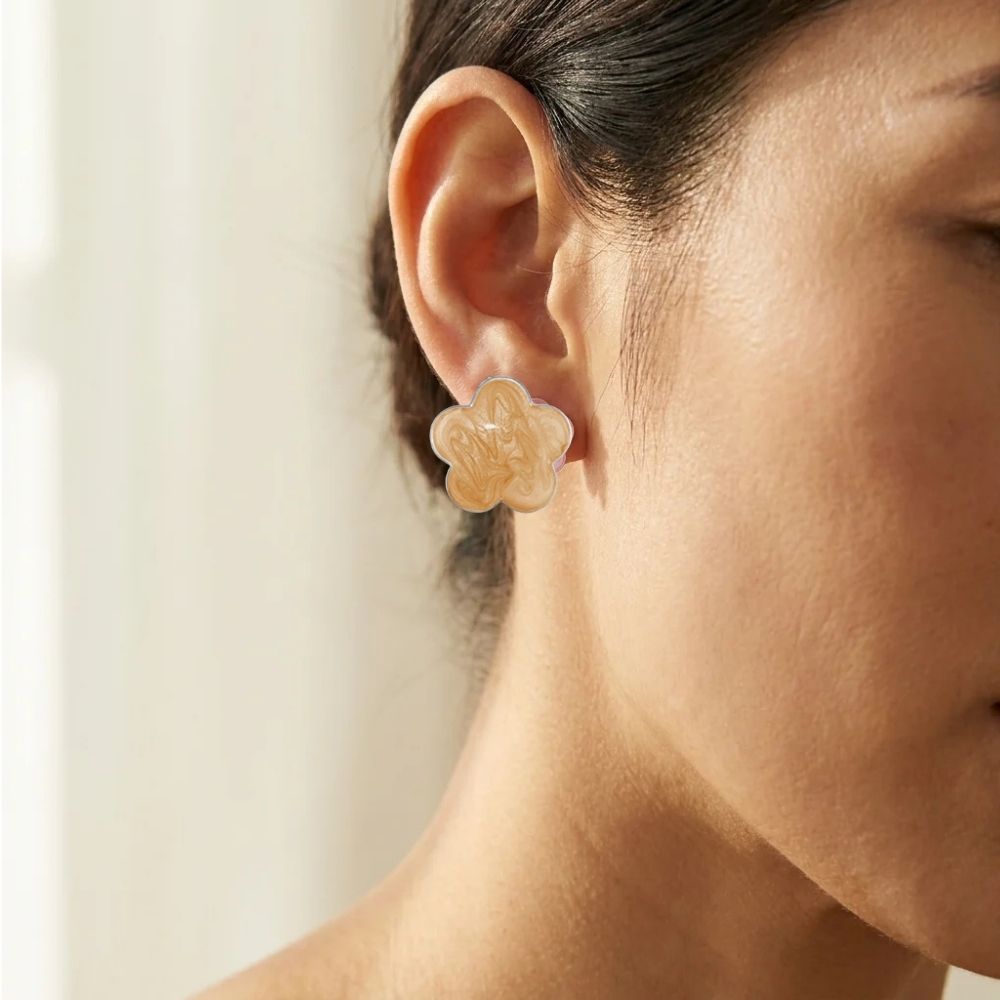 Daisy Love Earrings — Apricot Flower