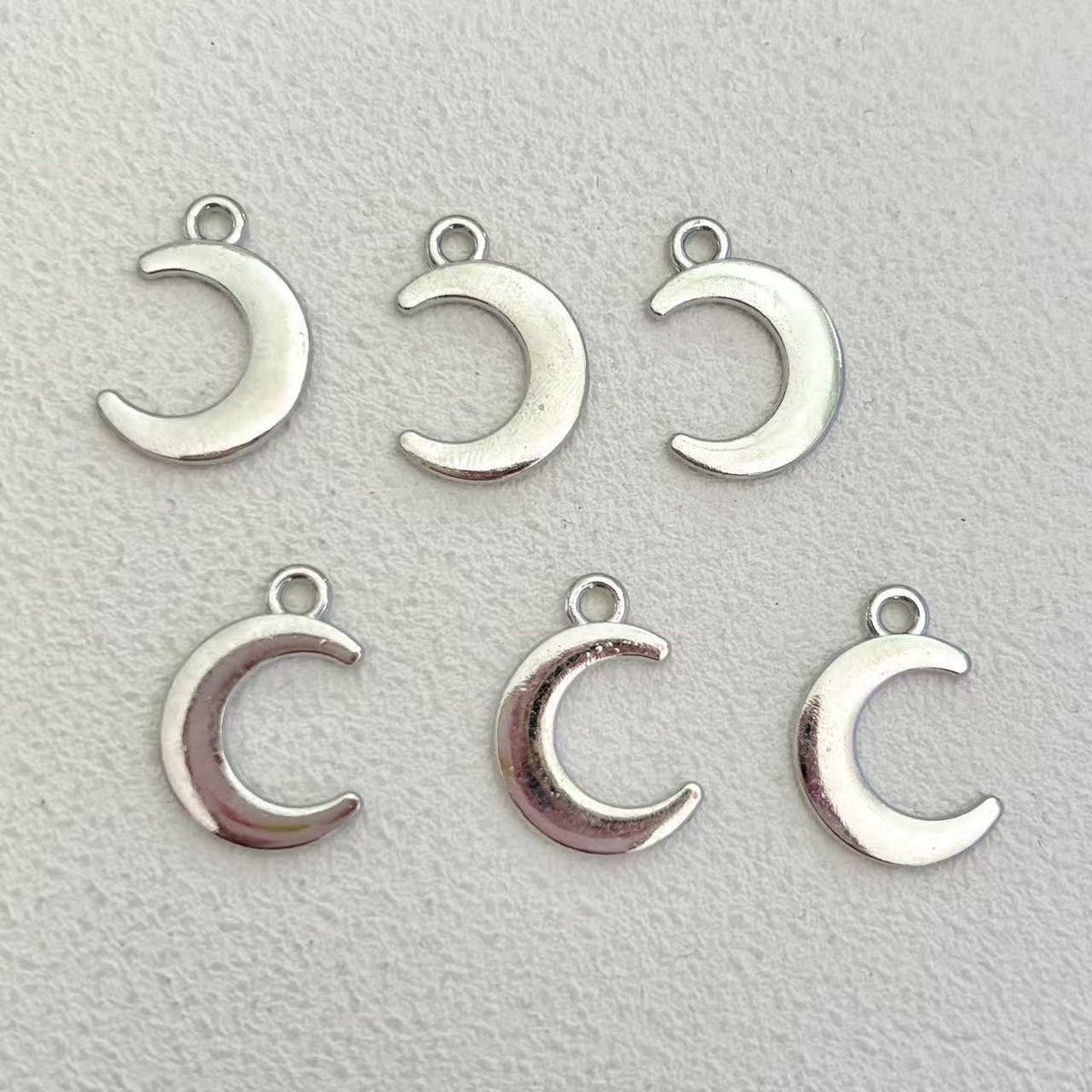 Hollow Sunflower Four Awn Star Moon Pendant