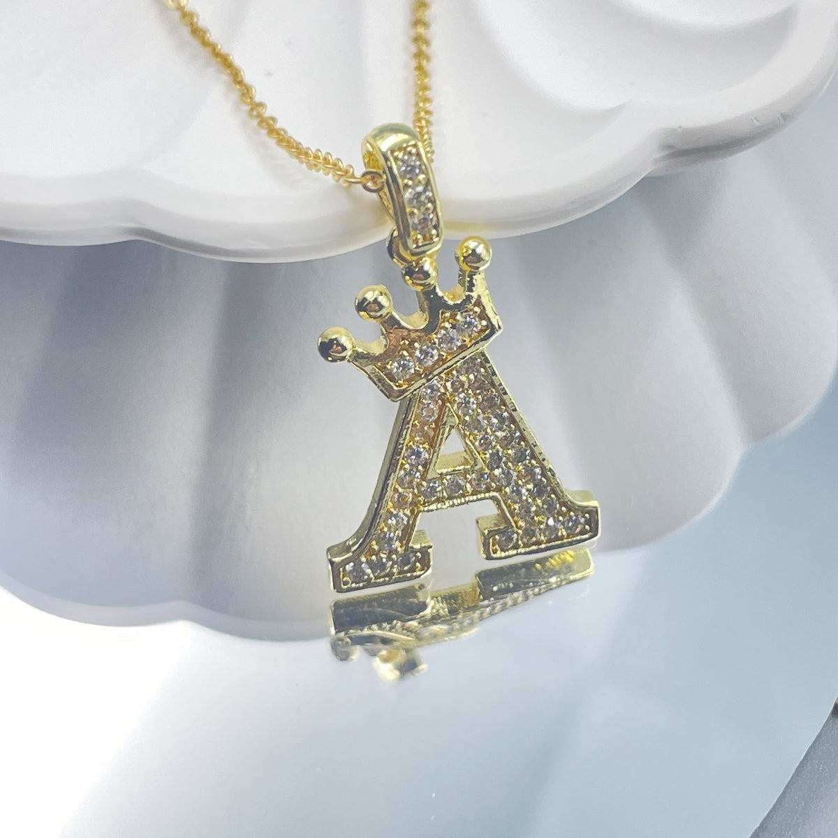 Full Diamond Crown Letters Copper Plated Real Gold Inlaid Zircon Pendant