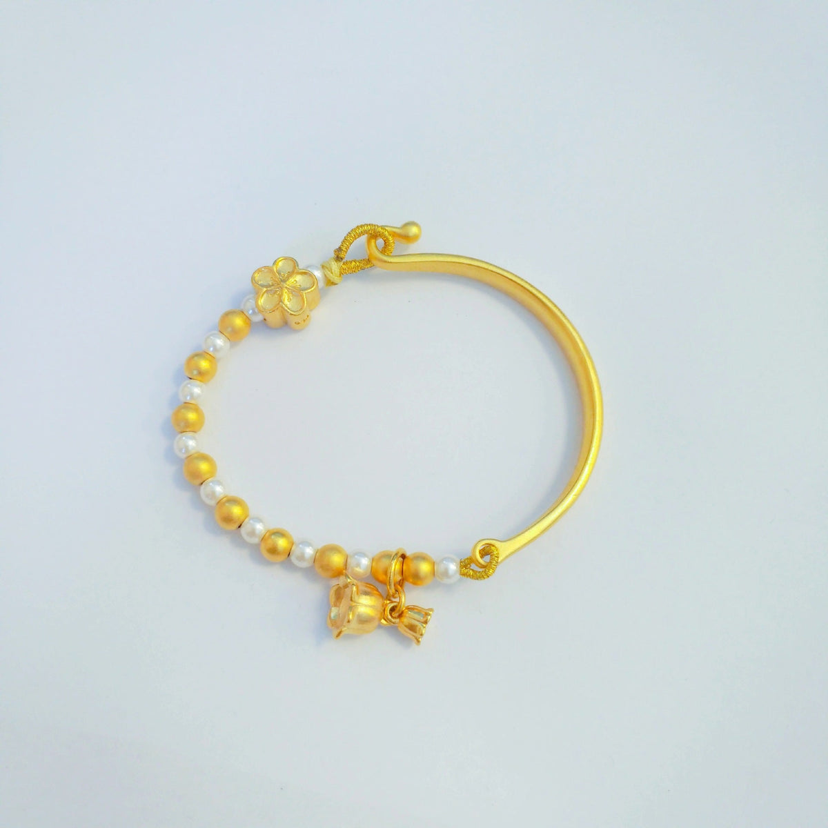 Women's Vietnam Placer Gold Lily Half Bell Pearl Peach Blossom Gifts Bracelet