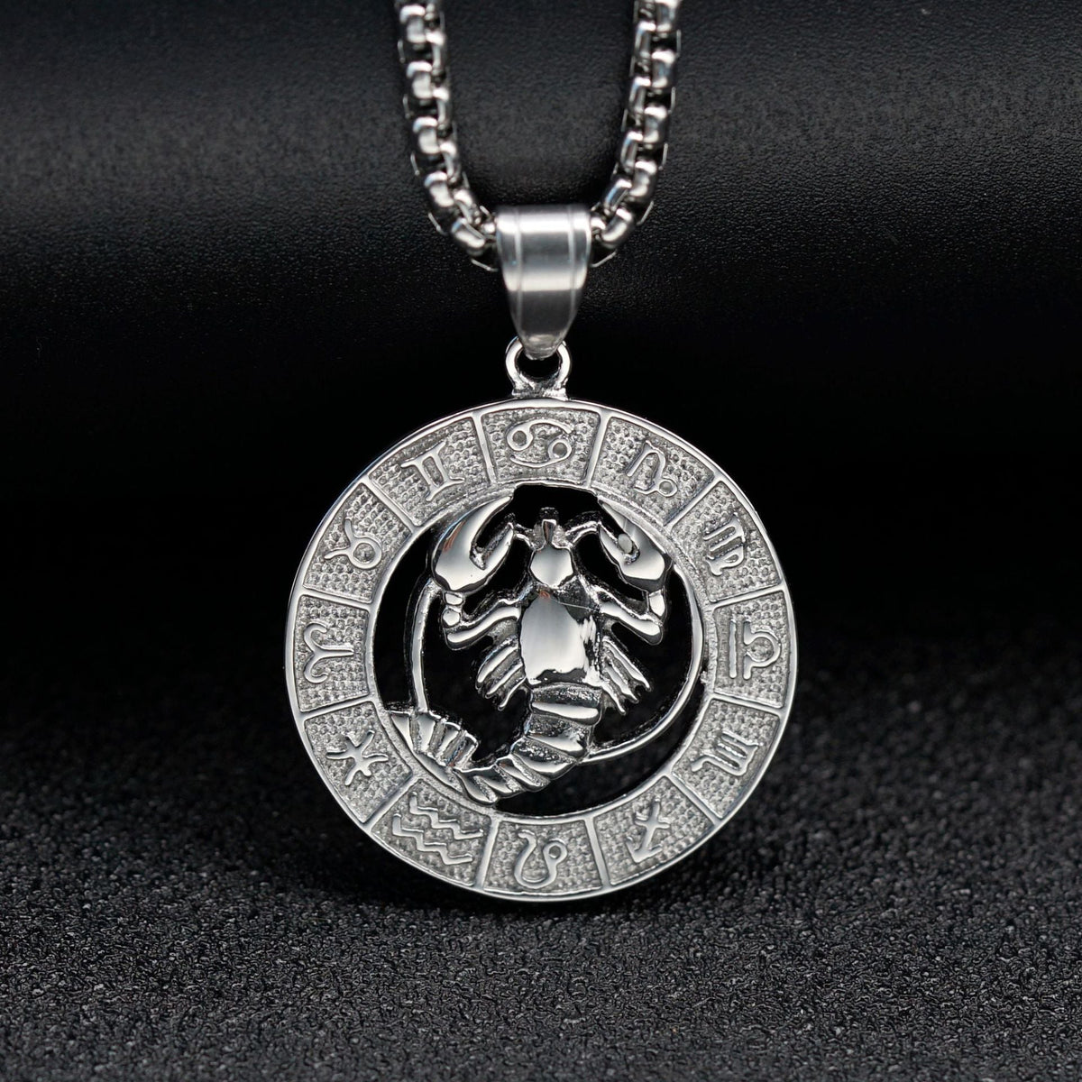 Trendy Retro Hollow Twee Constellation Personalized Pendant