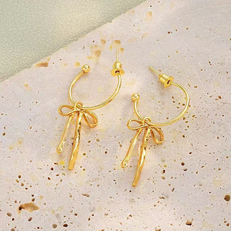 Women's Style Metal Bow Matte Gold Line Stud Earrings