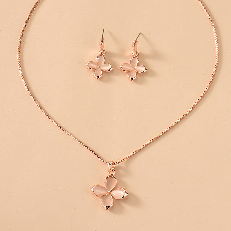 Clover Opal Two-piece Simple Bride Female Necklaces