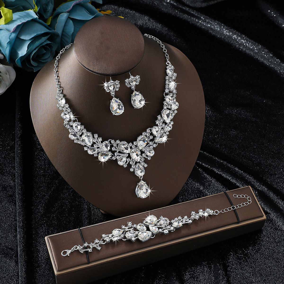 Splendid Diamond Alloy Suit Fashion Delicate Bridal Jewelry Set