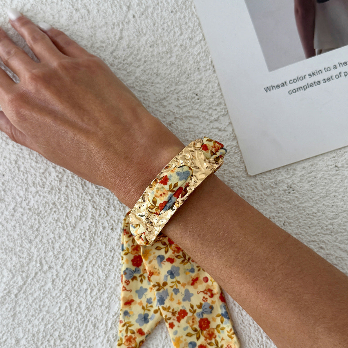 Metal Hammer Pattern Wide Fashion Leopard Colorful Silk Bracelet