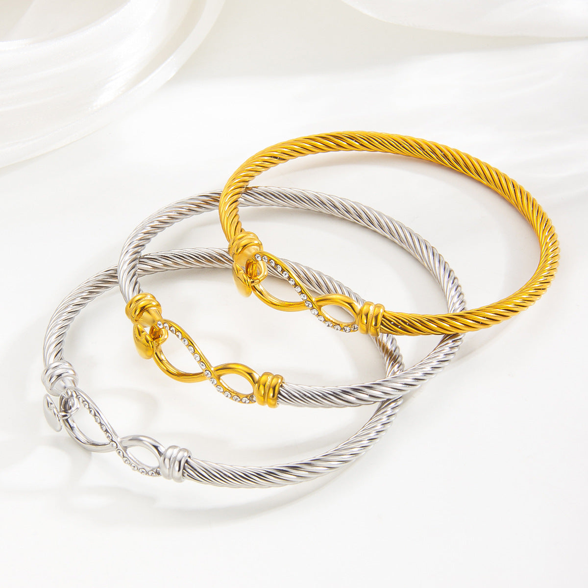 Vintage Simple Rhinestone Titanium Steel Fashion High-grade Bracelets