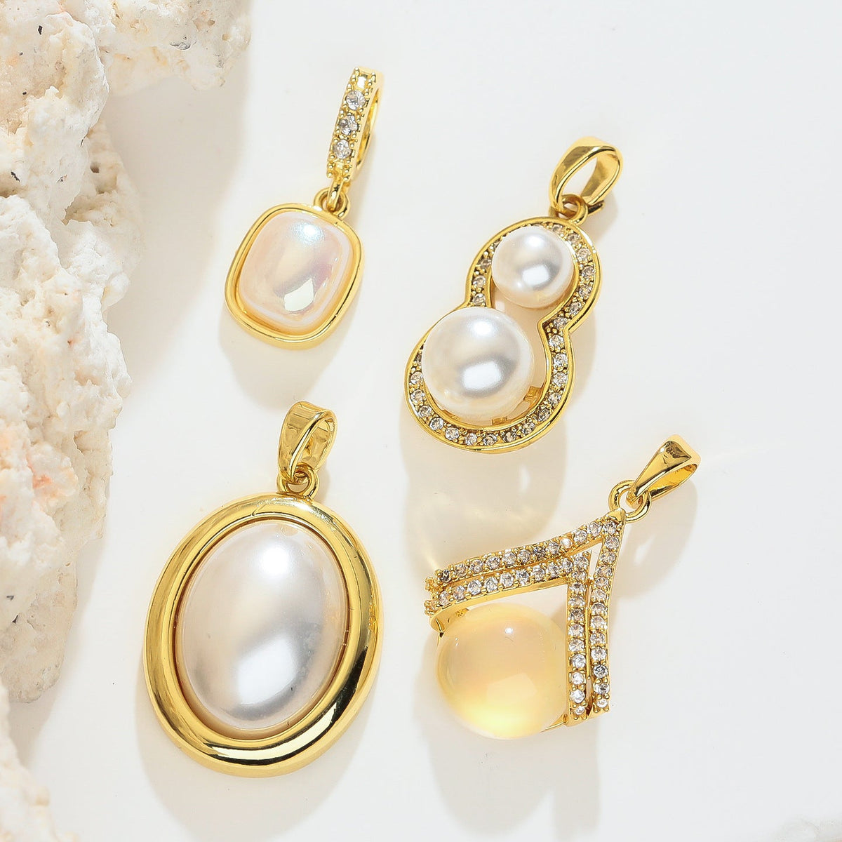Gold-plated Retro Simple Oval Magic Single Jewelry Accessories