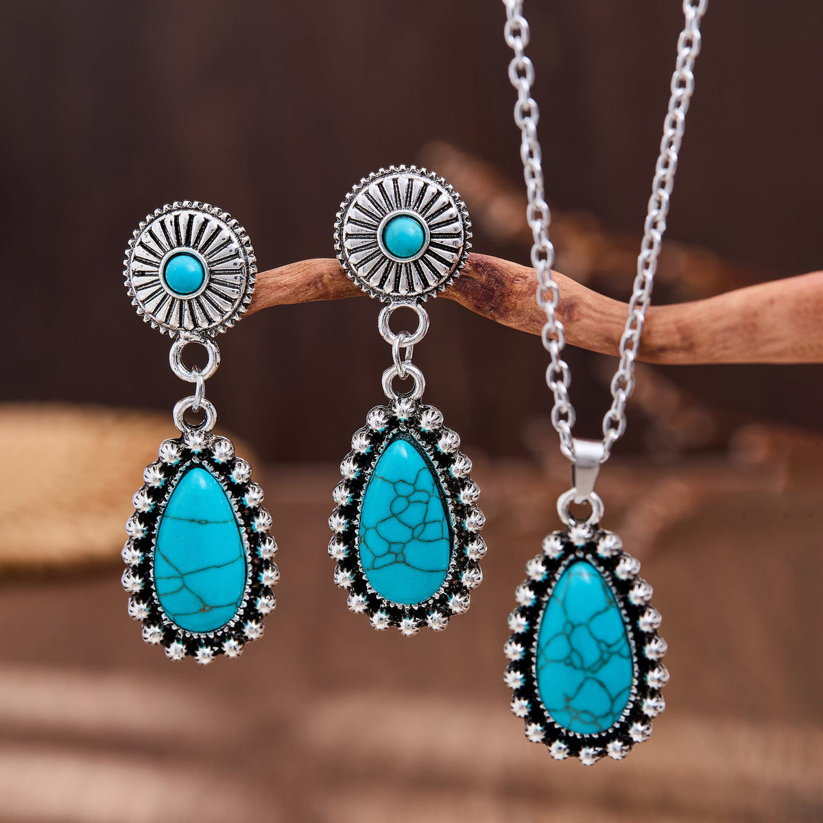 Vintage Water Drop Inlaid Turquoise Ear Rings