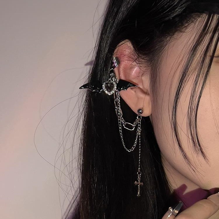 Cool Devil Clips Female Niche Design Dark Ear Clip