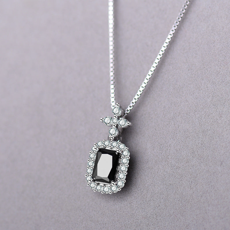 Women's Clavicle Chain Simple Temperament Entry Lux Pendants