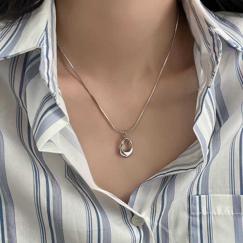 Women's Drop Special Interest Light Luxury Temperament Wild Clavicle Chain Necklace