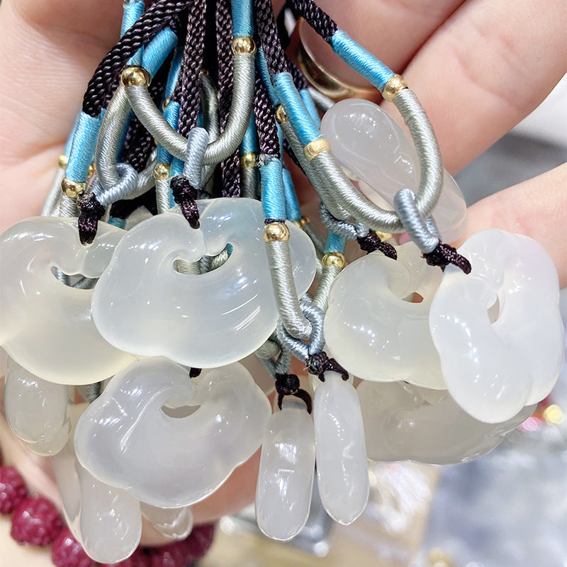 Lock Of Good Agate Safety Female Clavicle Pendant