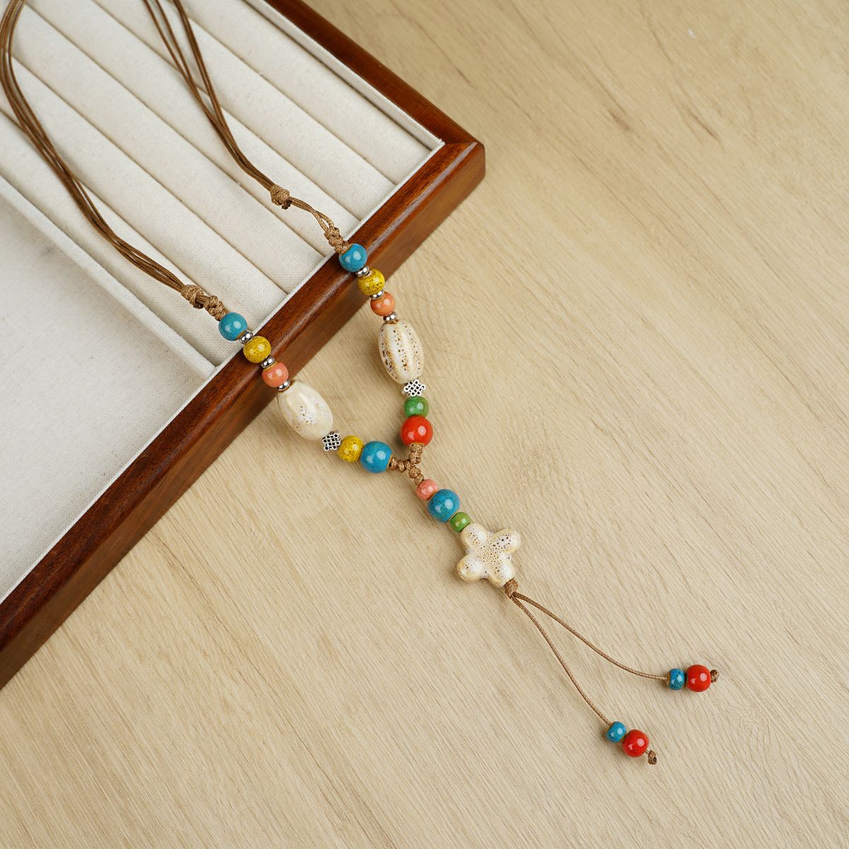Ceramic Female Light Luxury Minority Travel Necklaces