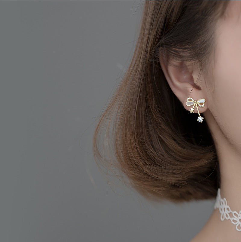 Fashion Dignified Hollow Shell Diamond Five-pointed Star Rings