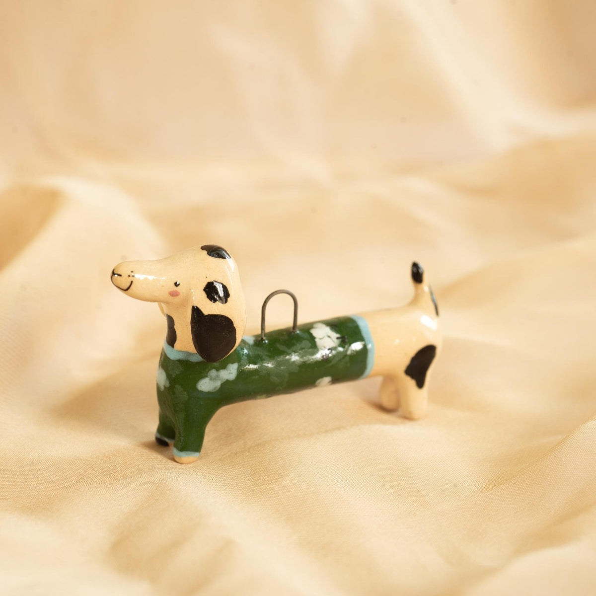 Unique Design Puppy Diversified Exquisite Details Highlight Stylish Textured Pendant