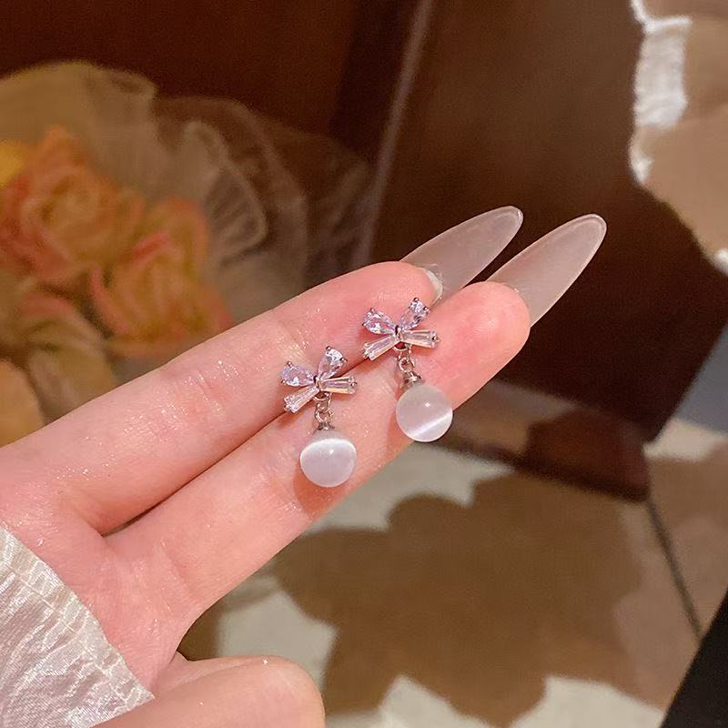 Women's High-grade Bow Zircon For Light Luxury Minority Atmosphere Pendants