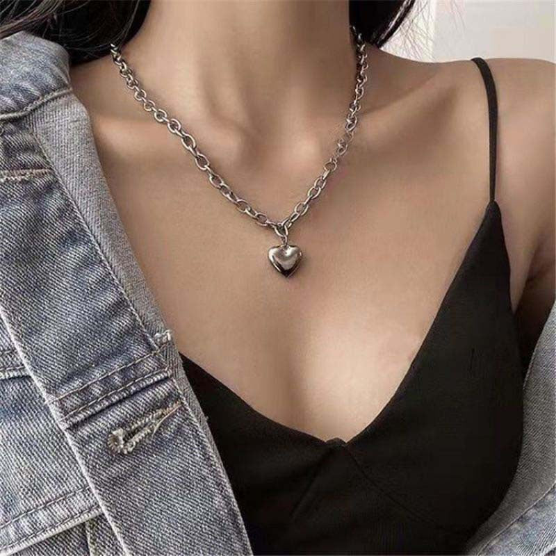 Women's Simple Heart Punk Hip Hop Peach Design Bracelets