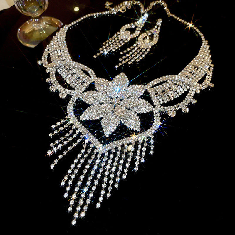 Women's Style Geometric Water Drop Fashion Short Light Jewelry Set