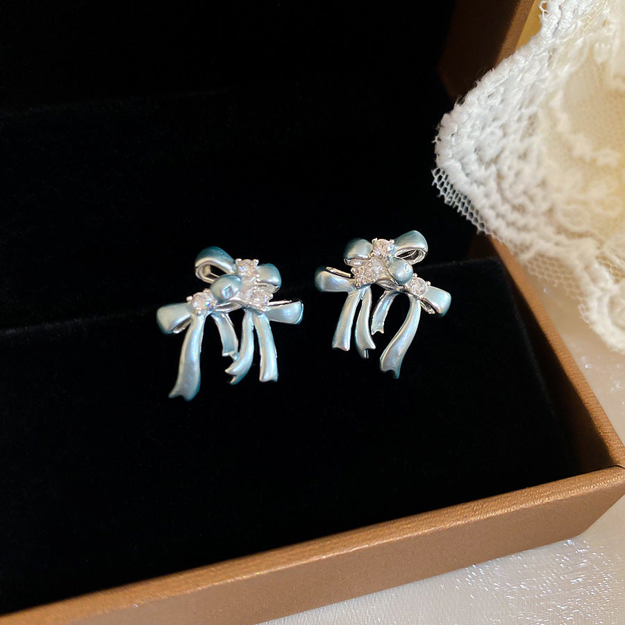 Jardin Monet Blue Glaze Flowers Pipa Pearl Chinese Retro Light Stud Earrings