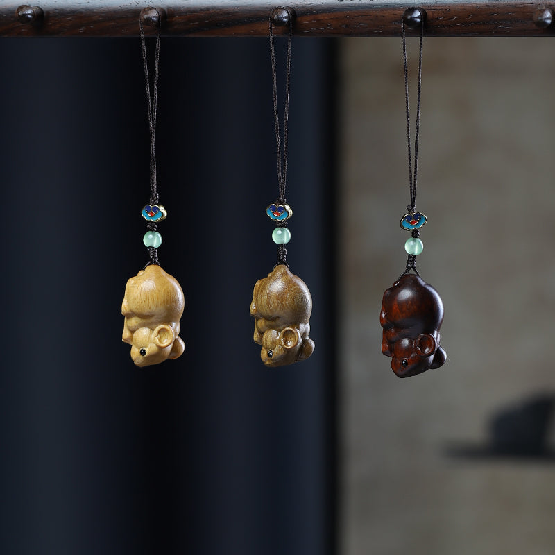 Green Sandalwood Carving Cute Animal Creative Bag Car Key Mobile Pendant