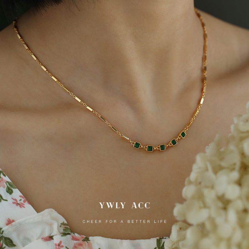 Women's Emerald Zircon Inlaid High-grade Light Luxury Elegant Necklace